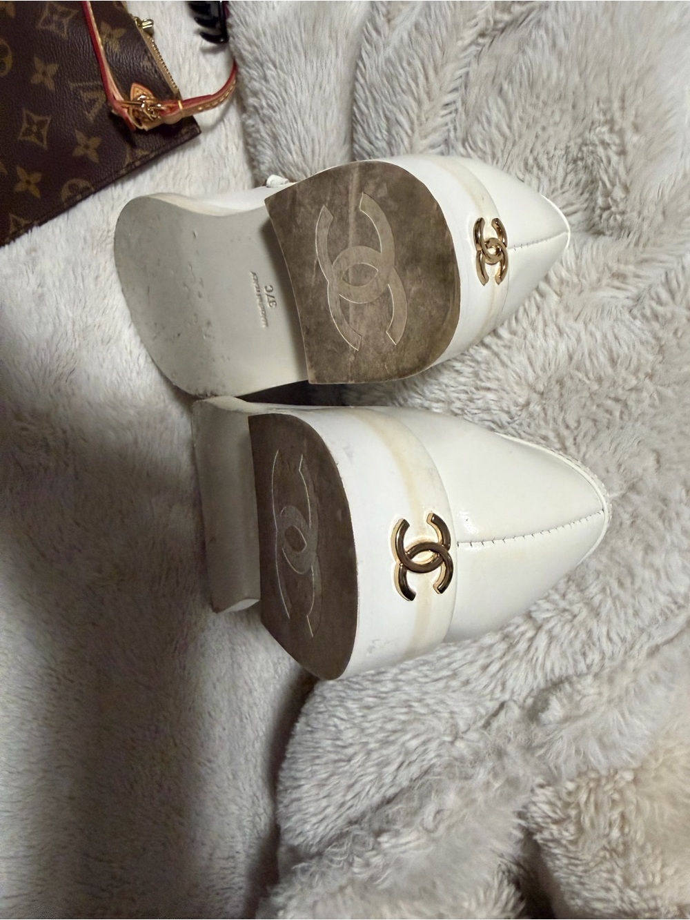 CHANEL White Quilted Leather Loafers with Gold CC Chain&Pearl Trim
Like new. - Picture 12 of 15